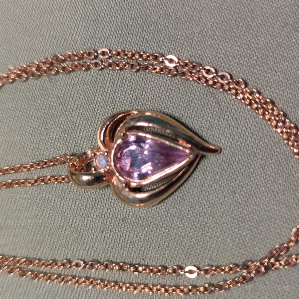 Vintage Pink Heart Pendant Gold Tone Setting